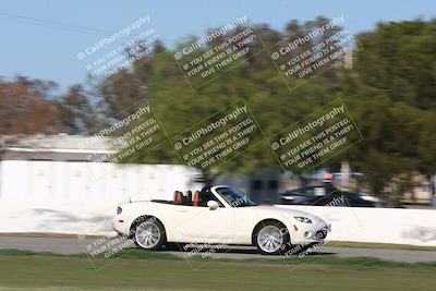 media/Jan-07-2024-SoCal Drivers Club (Sun) [[fbfecfa591]]/Yellow Group/Sunset Front Straight (1120am)/